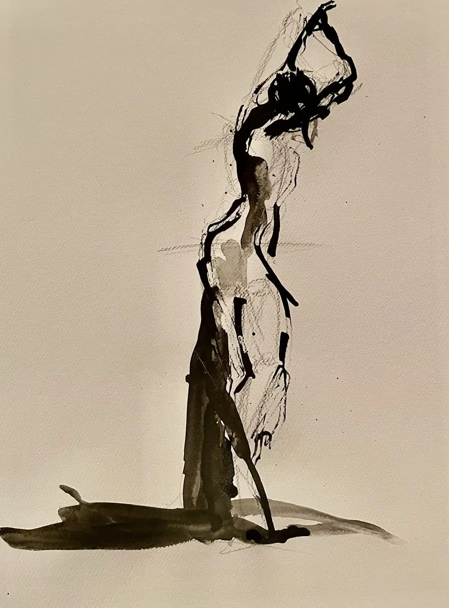 Figure élancée et ombre d’encre