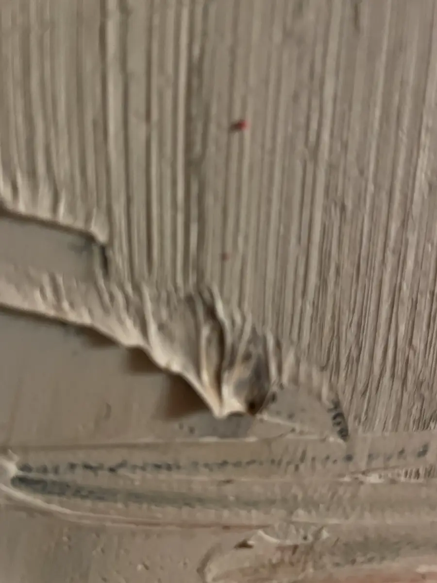 La trace d’un outil dans la peinture